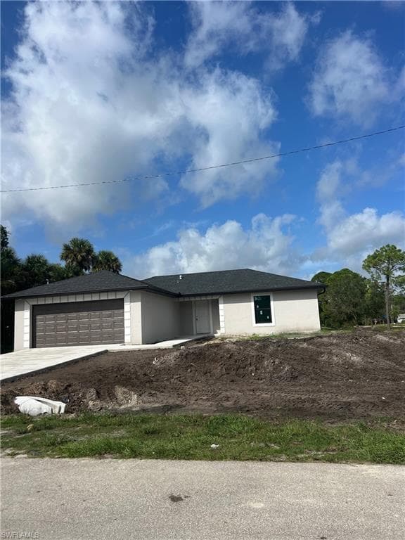 15 W 9th ST LEHIGH ACRES, FL 33972