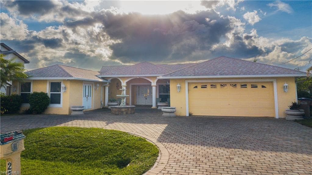 2726 SE 24th PL CAPE CORAL, FL 33904