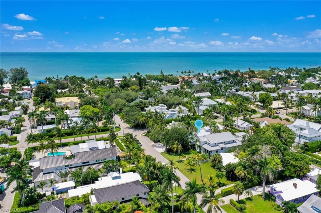 223 11th AVE S NAPLES, FL 34102
