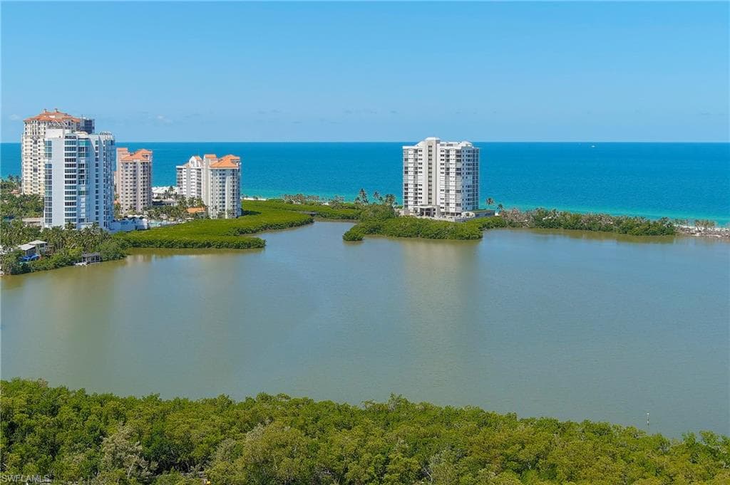 5501 Heron Point DR 403 NAPLES, FL 34108