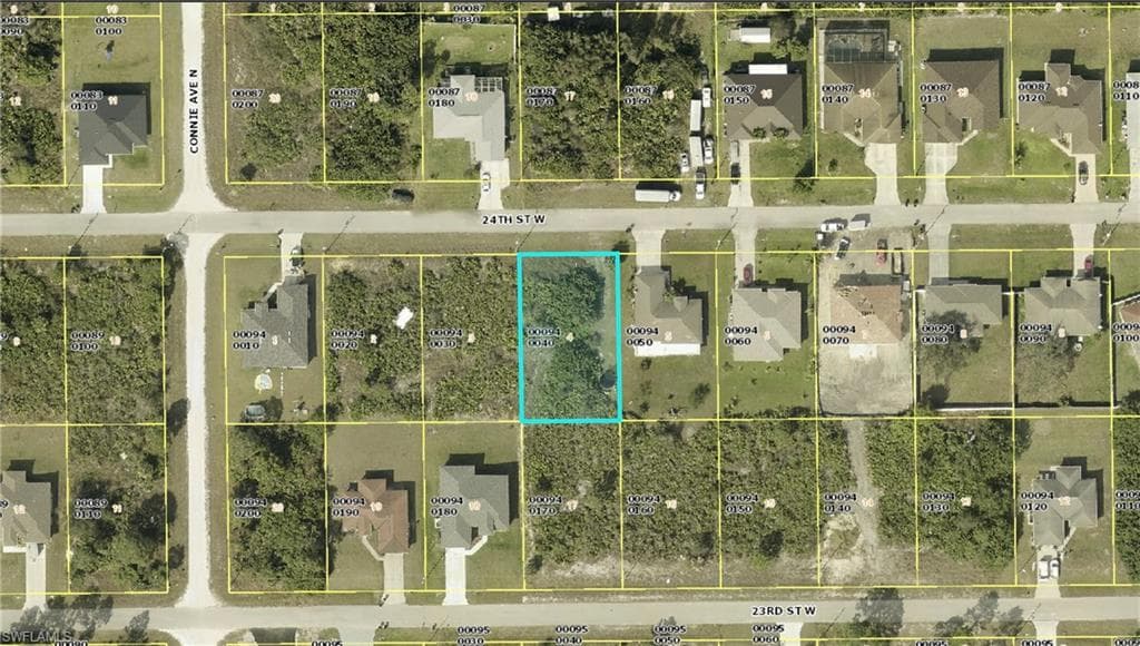 2513 24th ST W LEHIGH ACRES, FL 33971