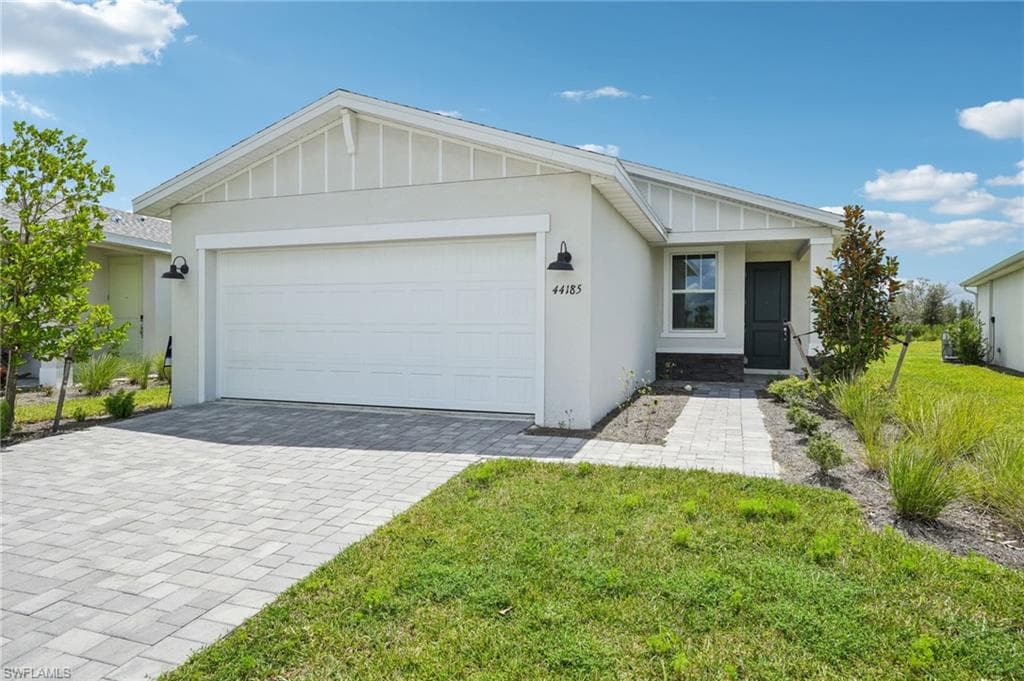 44185 Frontier DR PUNTA GORDA, FL 33982
