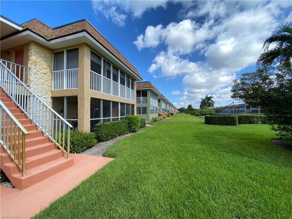 1400 Pompei LN 33 NAPLES, FL 34103
