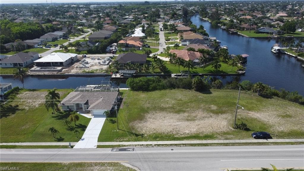 2716 Surfside BLVD CAPE CORAL, FL 33914