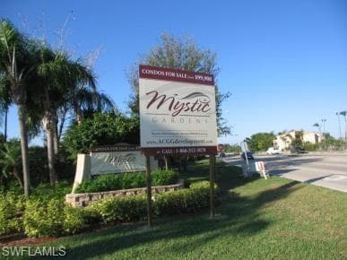 5303 Summerlin RD 306 FORT MYERS, FL 33919