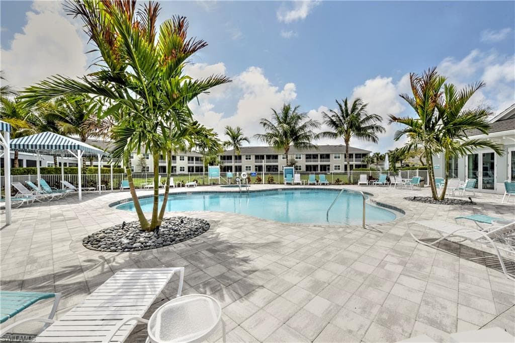 6972 Avalon CIR NW 1003 NAPLES, FL 34112