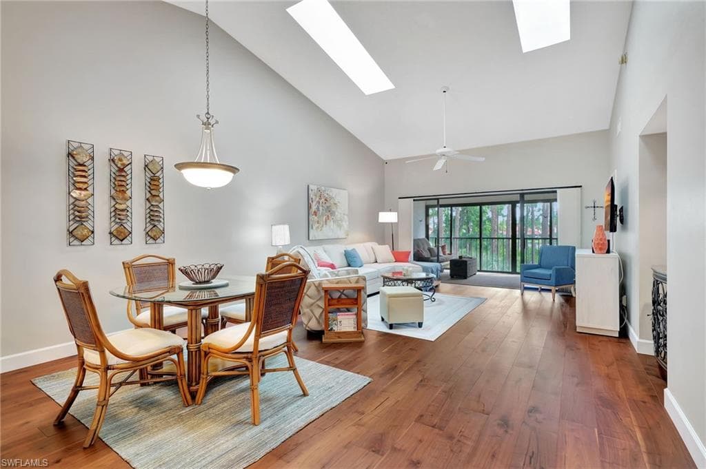 15330 Cedarwood LN 202 NAPLES, FL 34110