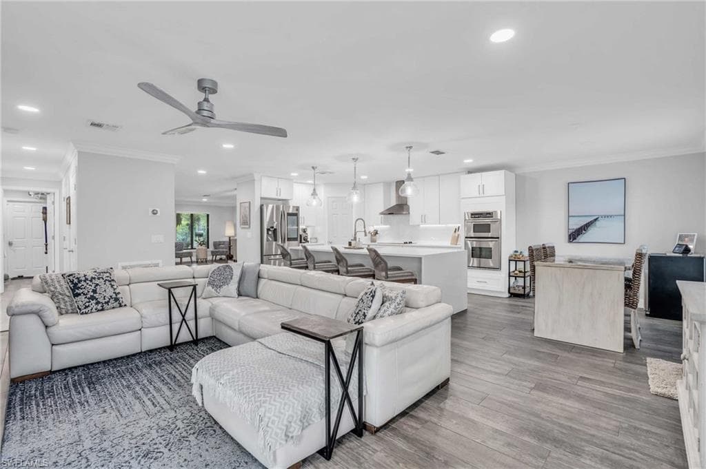 14971 Savannah DR NAPLES, FL 34119