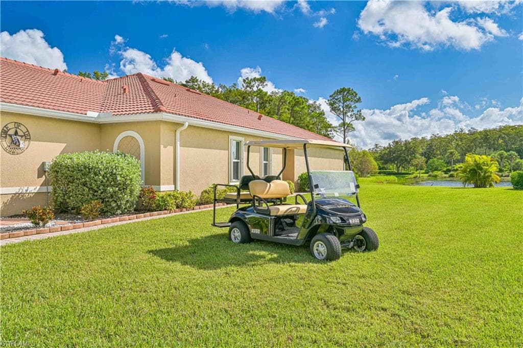 15195 Ligustrum LN ALVA, FL 33920