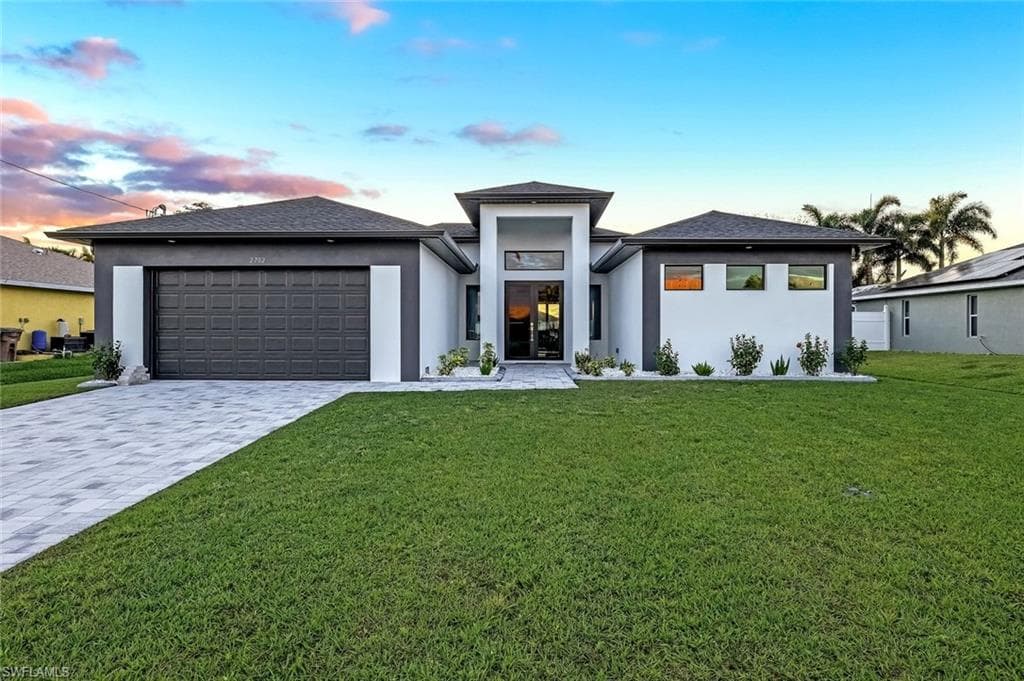 2702 21st PL CAPE CORAL, FL 33914