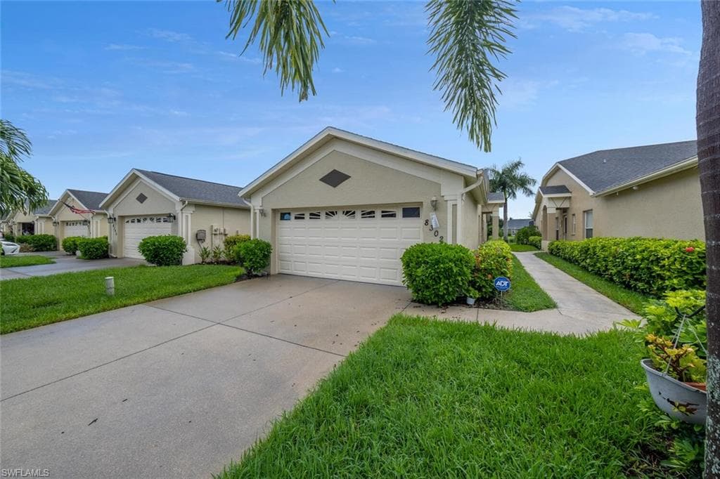 8302 Ibis Cove CIR NAPLES, FL 34119