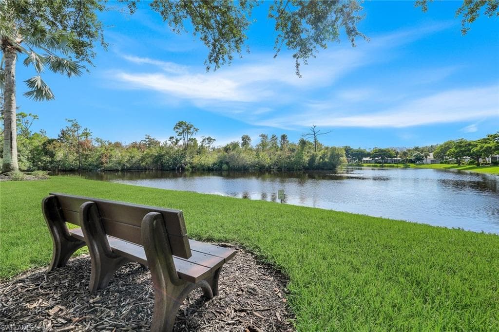 760 Tarpon Cove DR 102 NAPLES, FL 34110