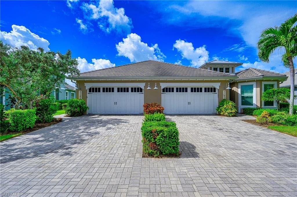 7146 Dominica DR NAPLES, FL 34113