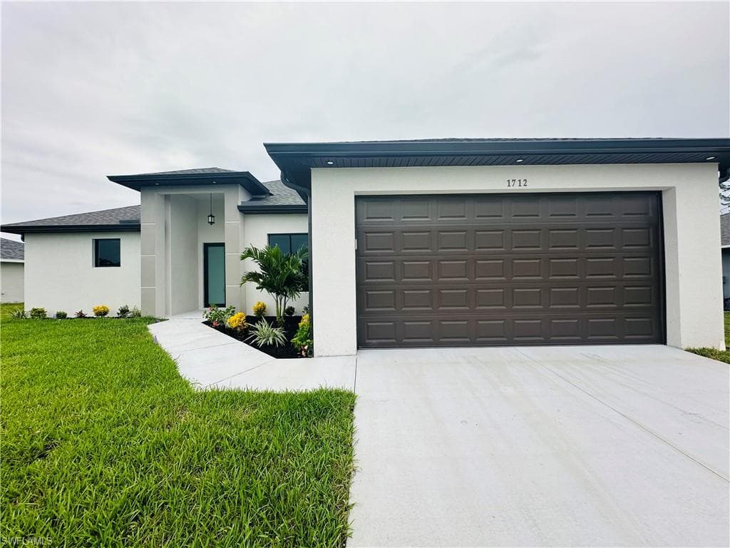 1712 NE 5th PL CAPE CORAL, FL 33909