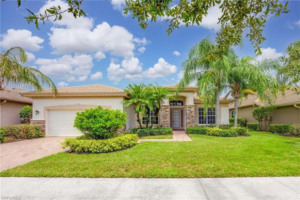 9024 Maverick CT NAPLES, FL 34113