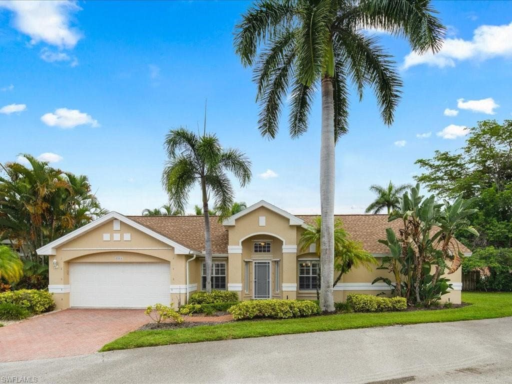 3211 Karst CT 45 NAPLES, FL 34112