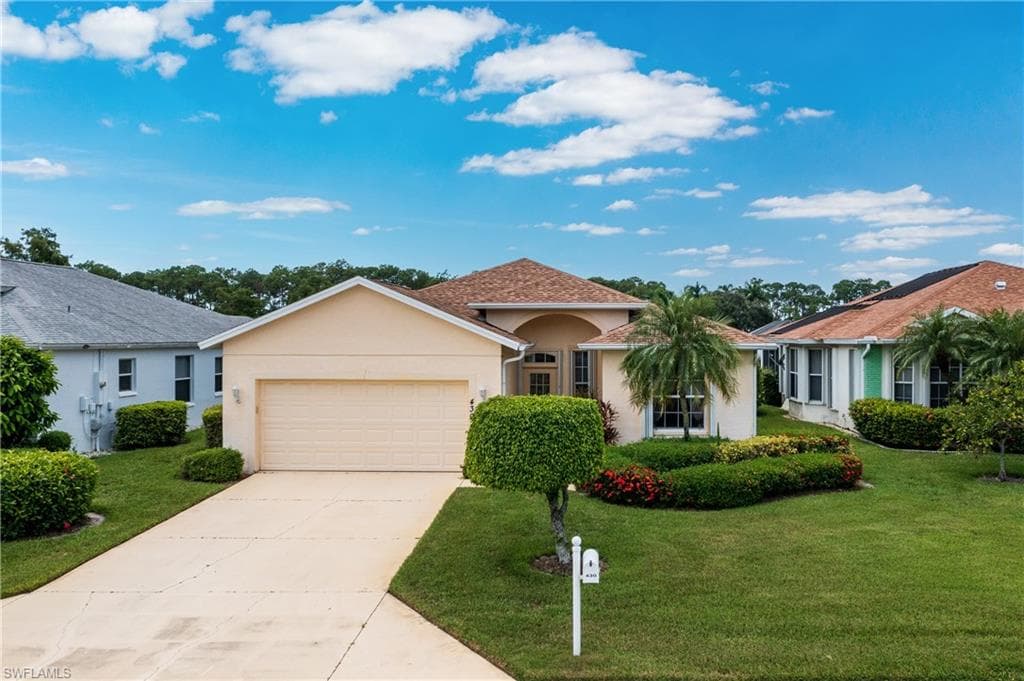 430 Crossfield CIR NAPLES, FL 34104