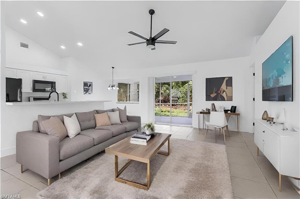 8184 Cypress DR N FORT MYERS, FL 33967