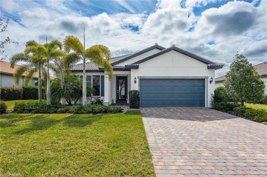 3325 Hampton BLVD ALVA, FL 33920