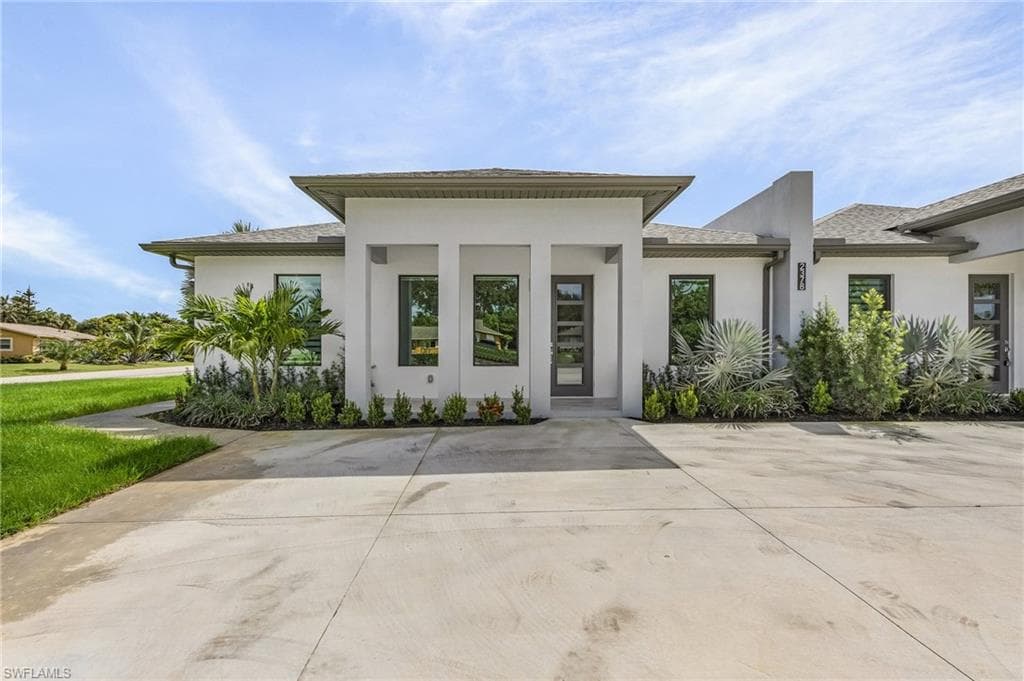 2378 HUNTER BLVD NAPLES, FL 34116