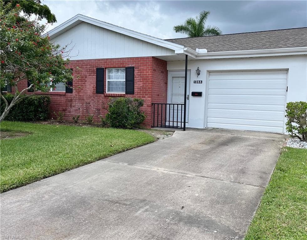 1355 Bunker WAY FORT MYERS, FL 33919