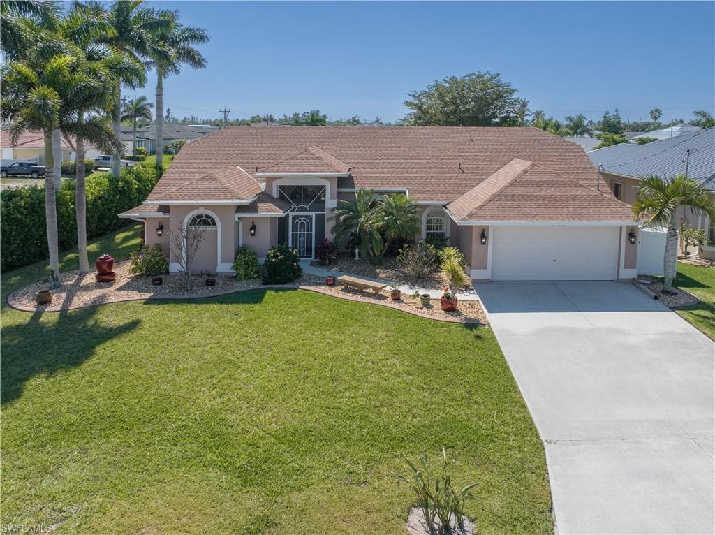 2500 SW 30th TER CAPE CORAL, FL 33914