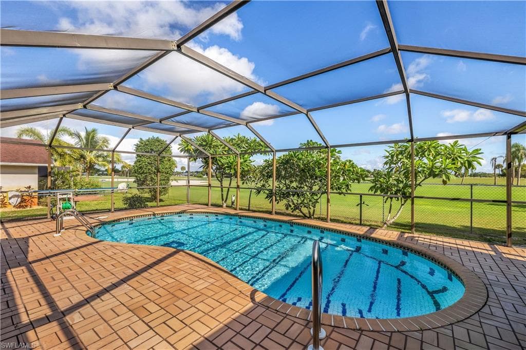 7611 Laurel Valley RD FORT MYERS, FL 33967