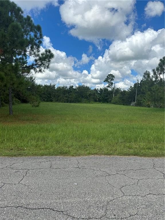 513 5th AVE LEHIGH ACRES, FL 33972