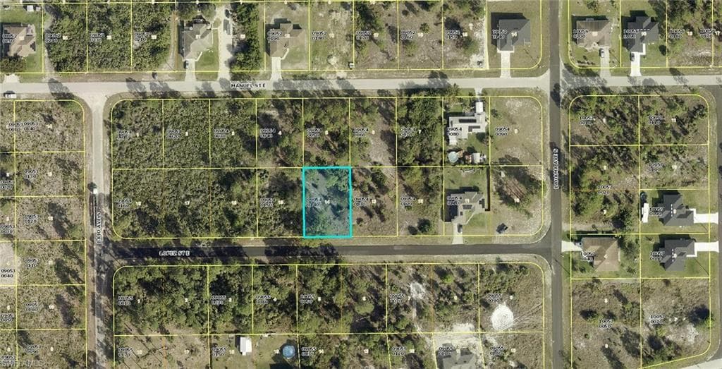 723 Lopez ST E LEHIGH ACRES, FL 33974