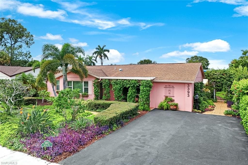 3393 Malaga WAY NAPLES, FL 34105