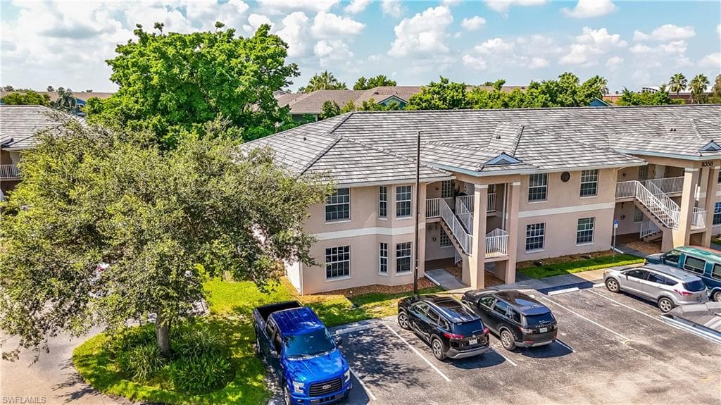 8358 Bernwood Cove LOOP 701 FORT MYERS, FL 33966