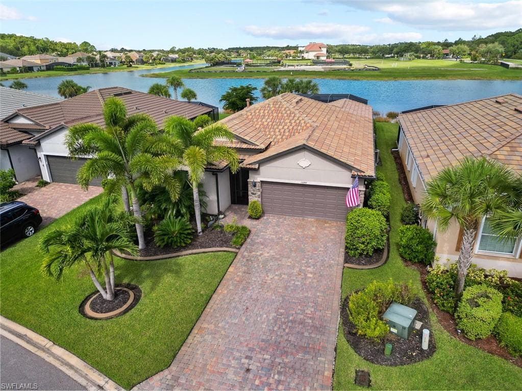 15747 Angelica DR ALVA, FL 33920