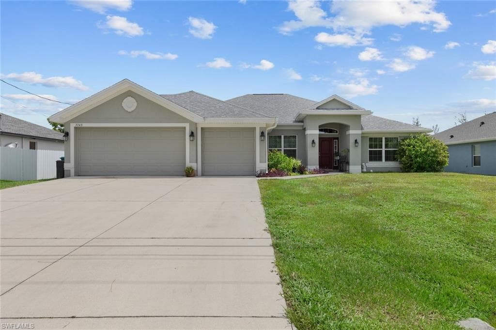 3743 16th AVE CAPE CORAL, FL 33909