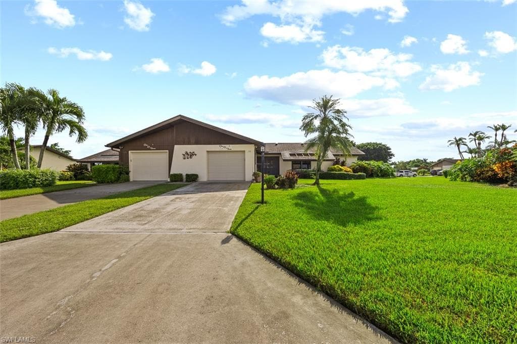 103 Round Key CIR E10 NAPLES, FL 34112