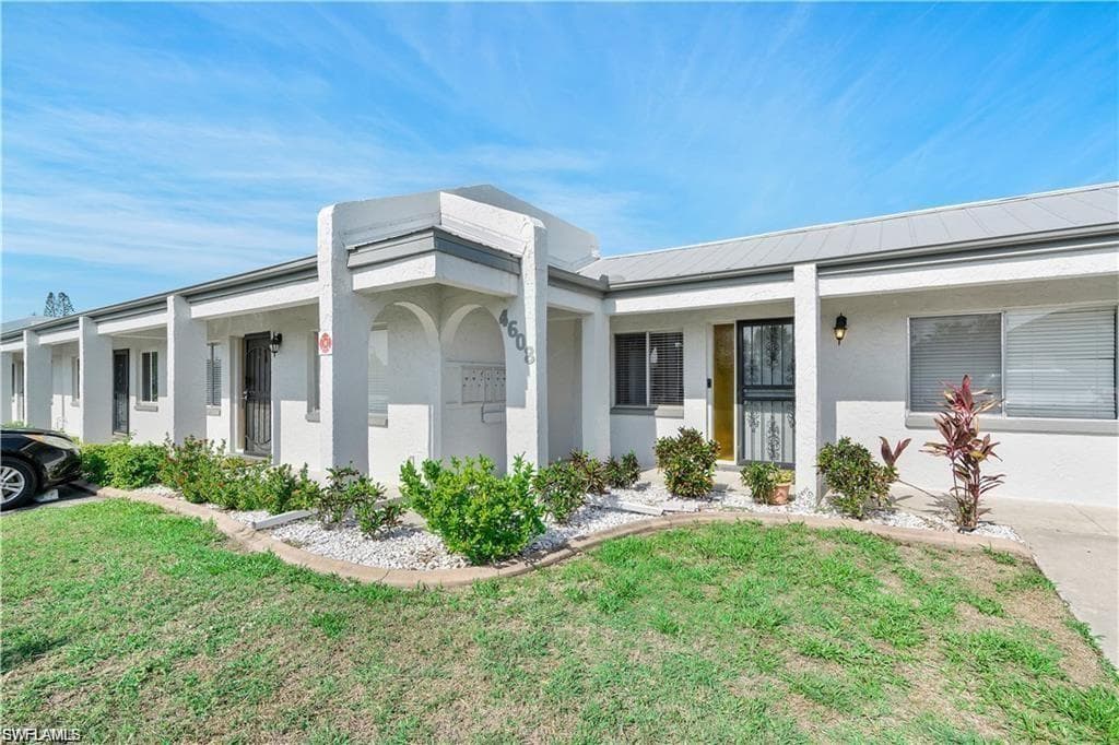 4608 SE 4th PL 3 CAPE CORAL, FL 33904