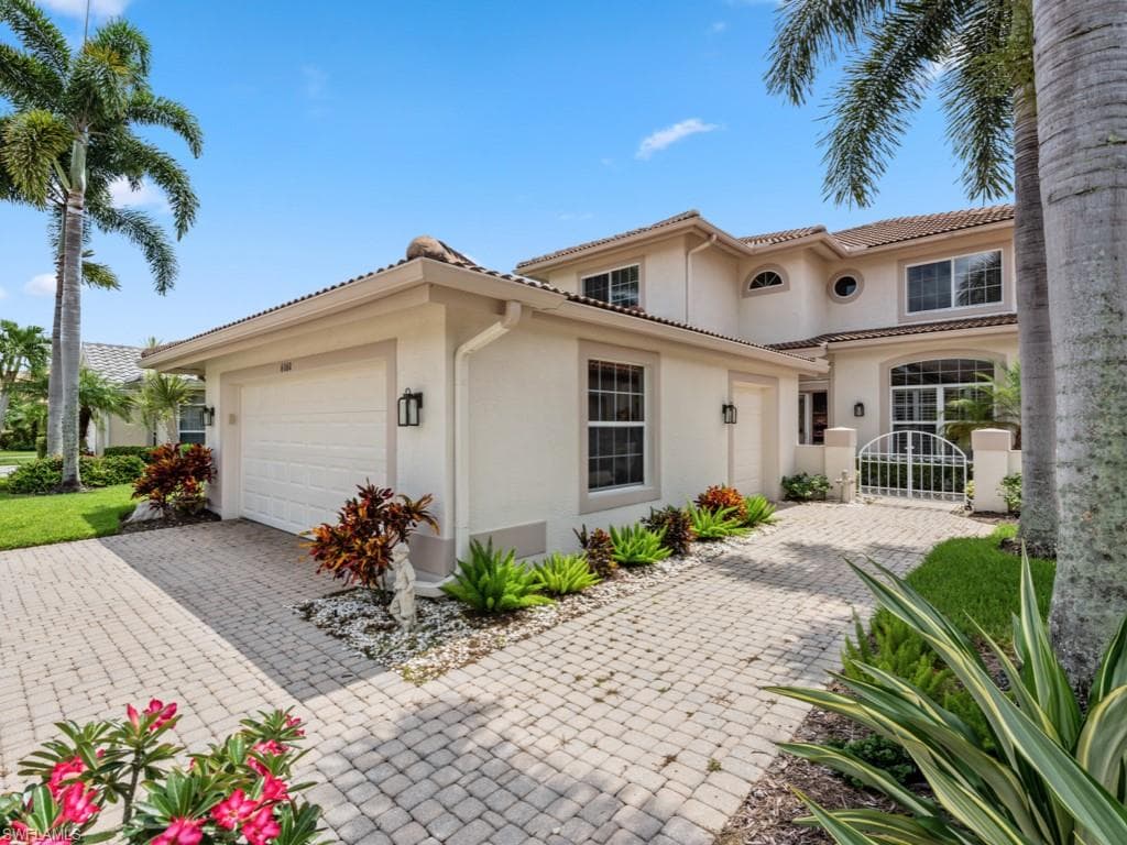 6060 Fairway CT NAPLES, FL 34110