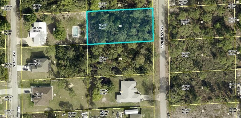 1615 Congress AVE LEHIGH ACRES, FL 33972