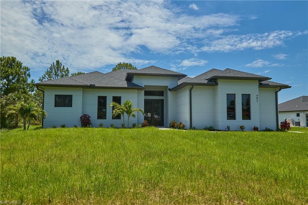 2643 29th AVE NE NAPLES, FL 34120