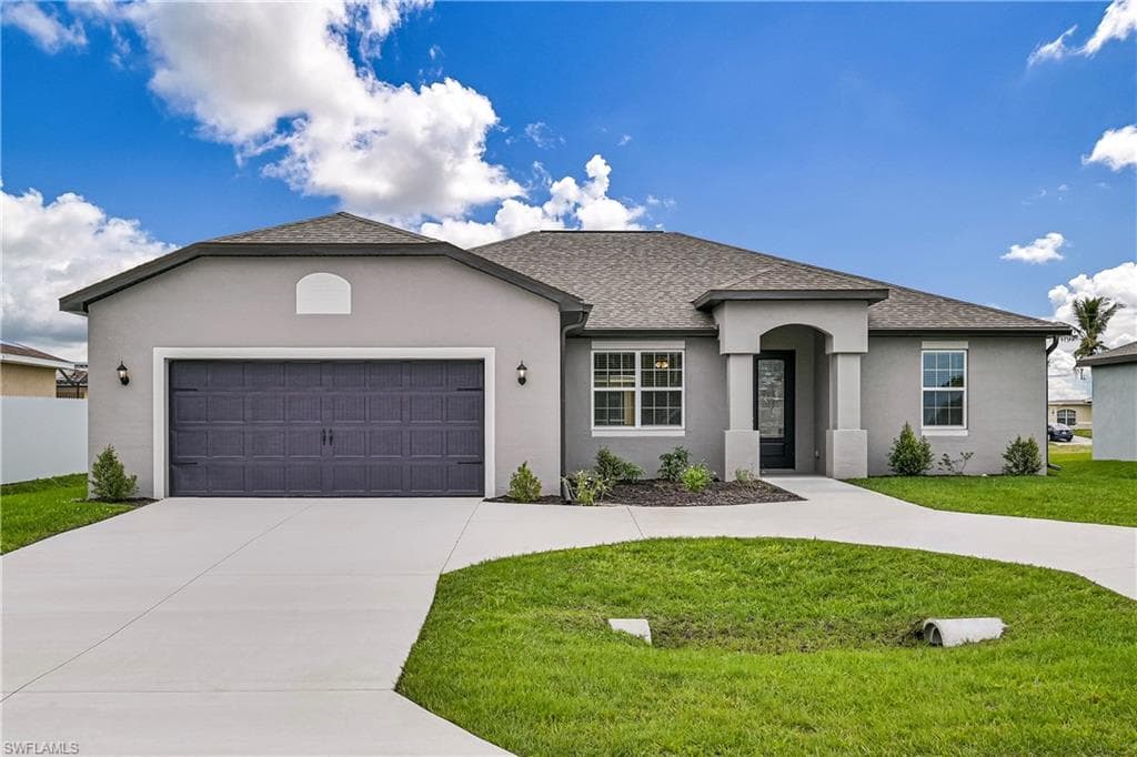 402 SE 7th ST CAPE CORAL, FL 33990