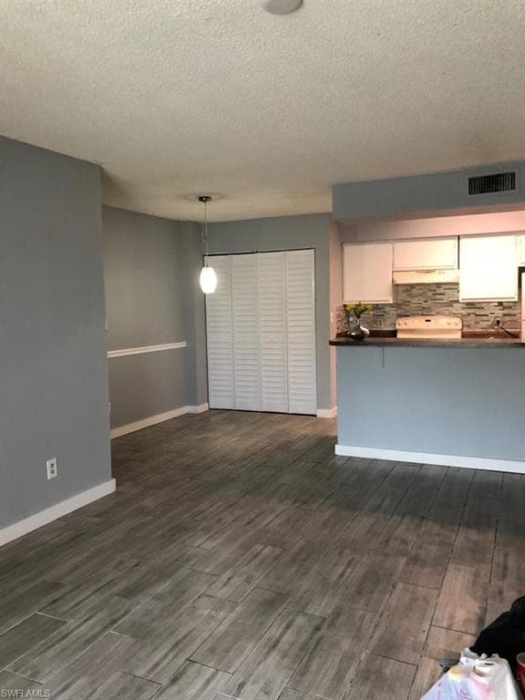 5329 Summerlin RD 2911 FORT MYERS, FL 33919