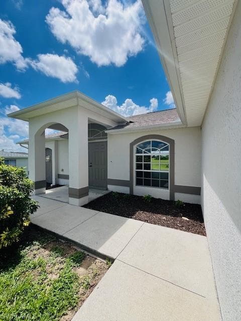 1726 NE 17th TER CAPE CORAL, FL 33909