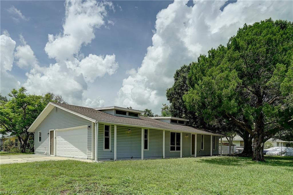 2849 Davis BLVD FORT MYERS, FL 33905