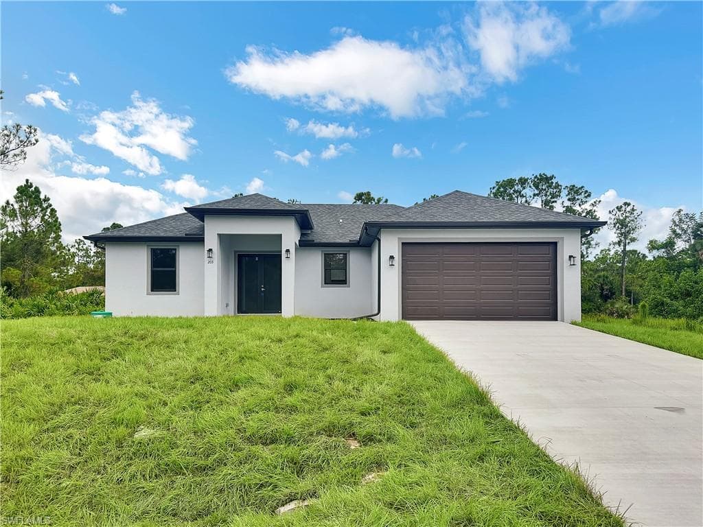 203 Argonne AVE S LEHIGH ACRES, FL 33974