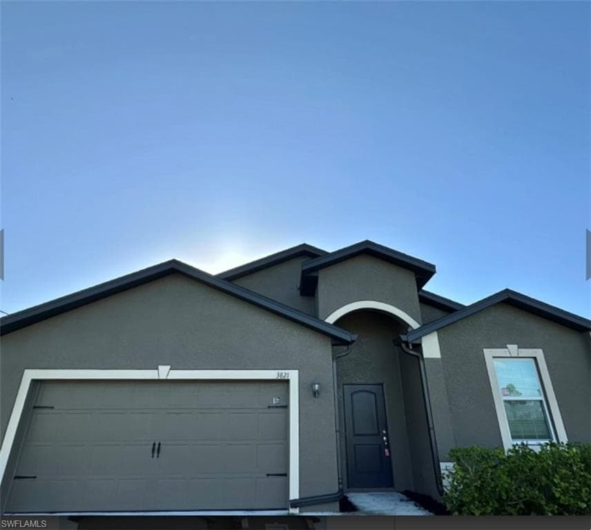 3821 NE 9th PL CAPE CORAL, FL 33909