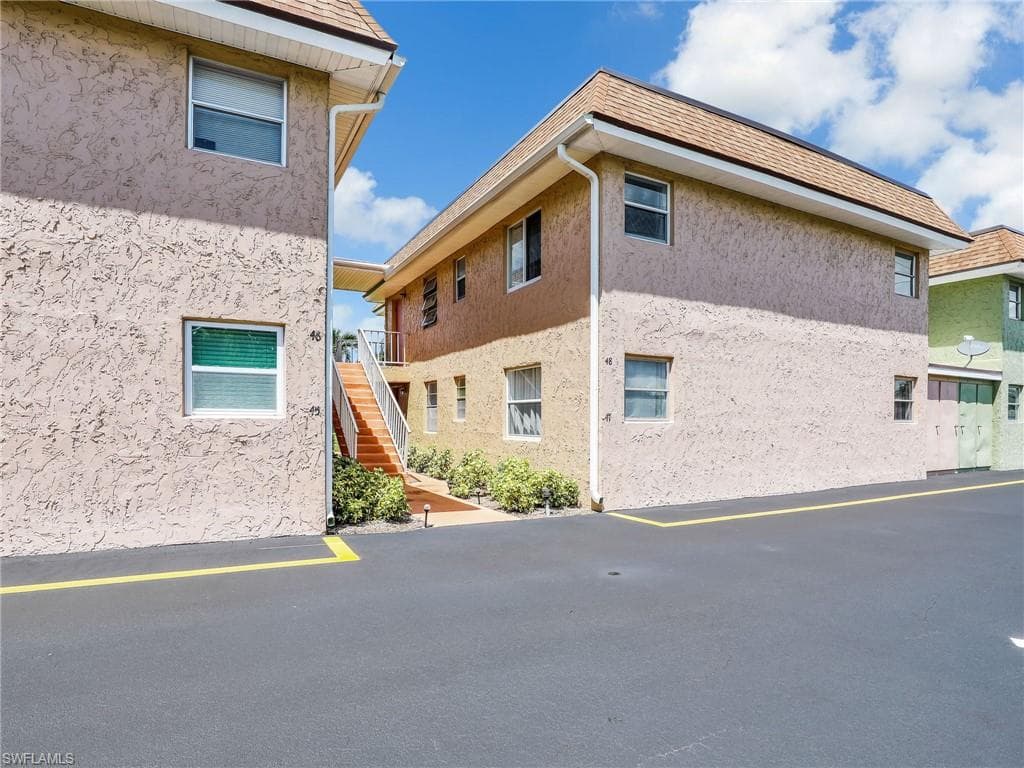 1400 Pompei LN 47 NAPLES, FL 34103