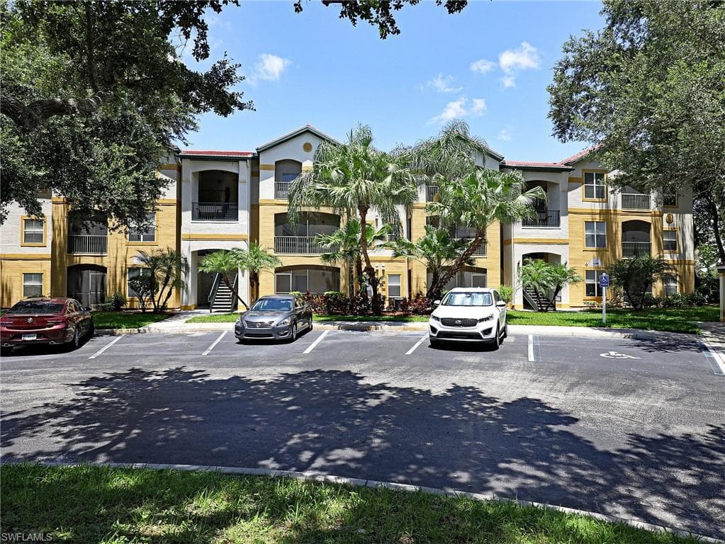 11480 Villa Grand 102 FORT MYERS, FL 33913
