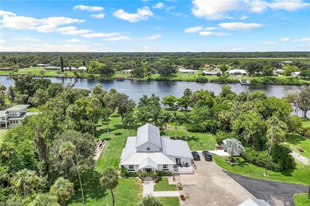 639 Live Oak LN LABELLE, FL 33935