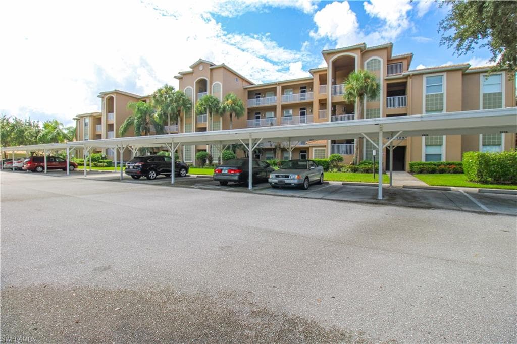 3820 Sawgrass WAY 3046 NAPLES, FL 34112