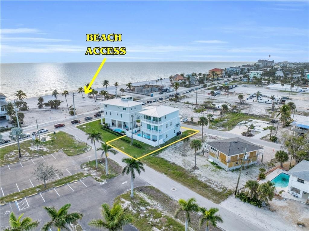 100 Anchorage ST FORT MYERS BEACH, FL 33931