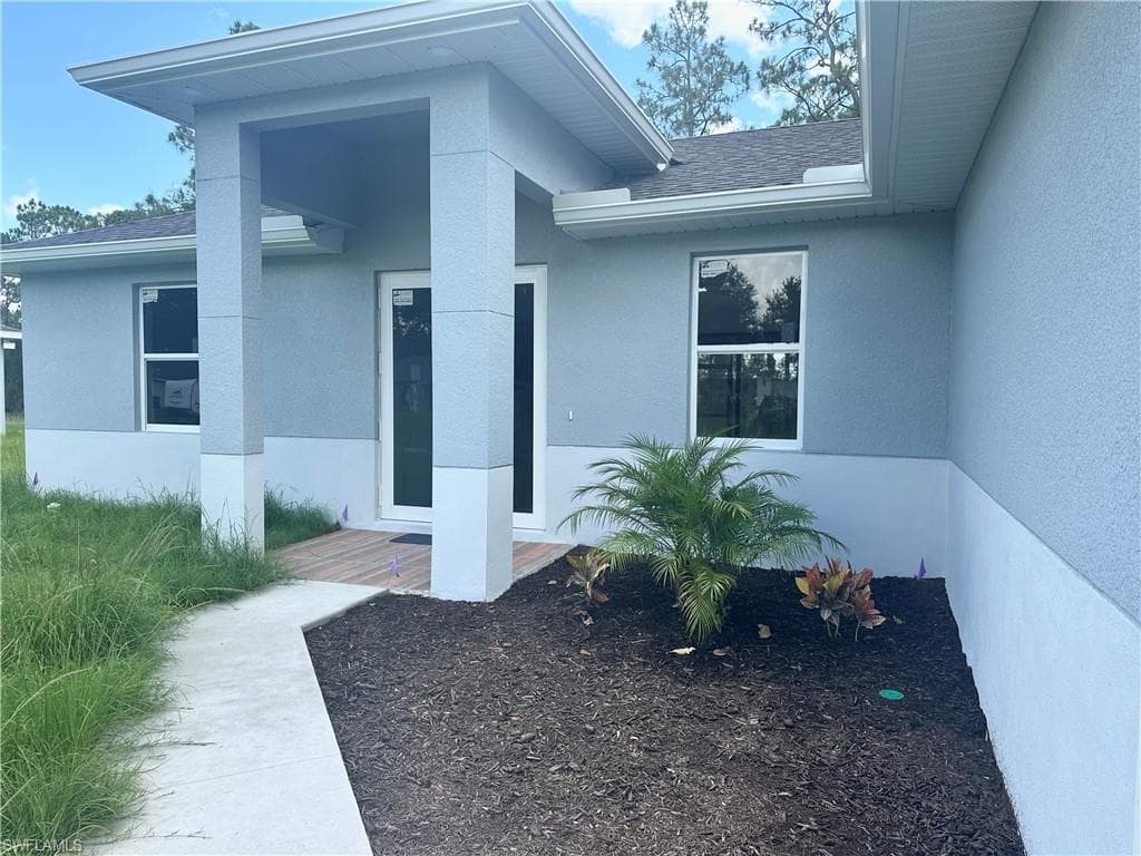 717 BRANNEN AVE LEHIGH ACRES, FL 33972